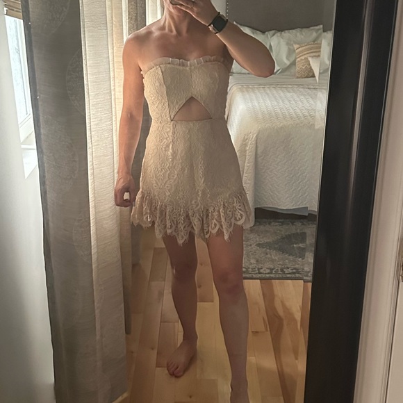 MOMENT LIKE THIS STONE STRAPLESS DRESS size xs - Picture 7 of 12